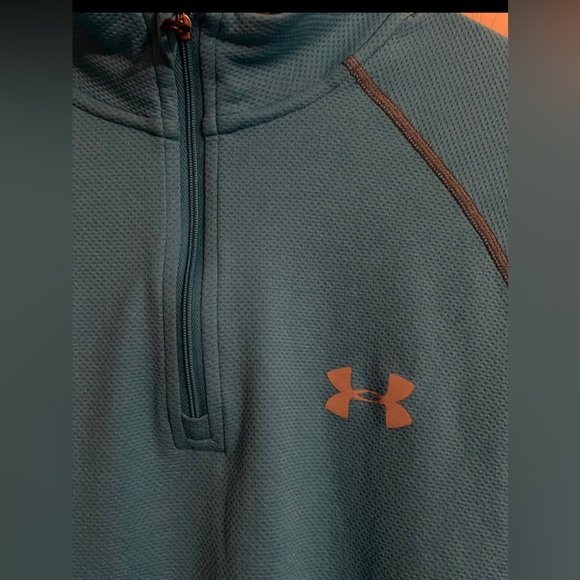 Under Armour Loose, all season, 1/4 zip pullover, size Medium, turquoise blue - Picture 3 of 6